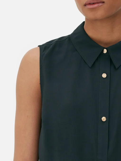 Blusa Sin Mangas Con Botones