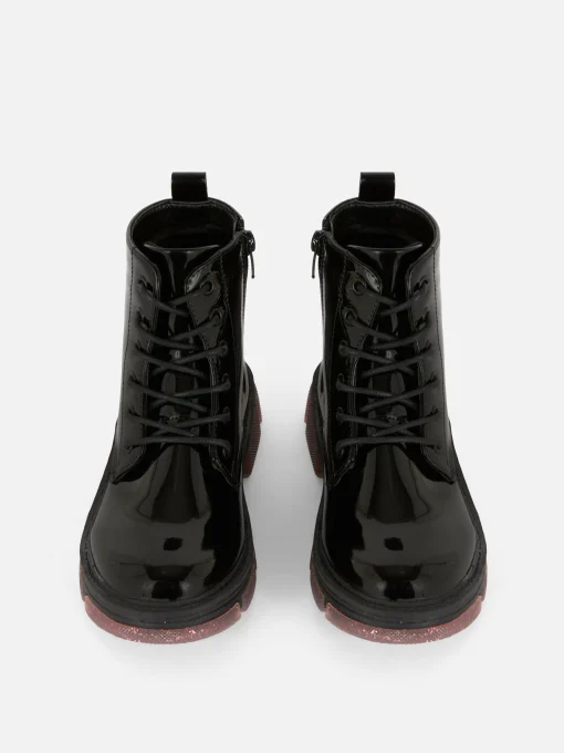 Botas De Charol Sintético Con Suela Brillante