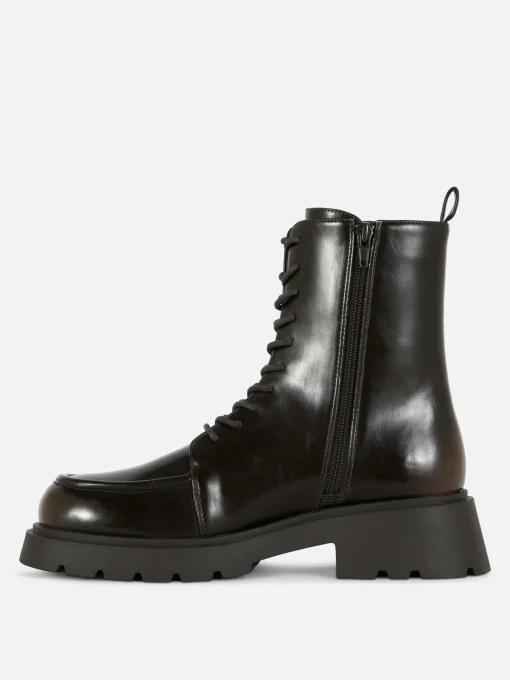 Botines Ribeteados Con Cordones
