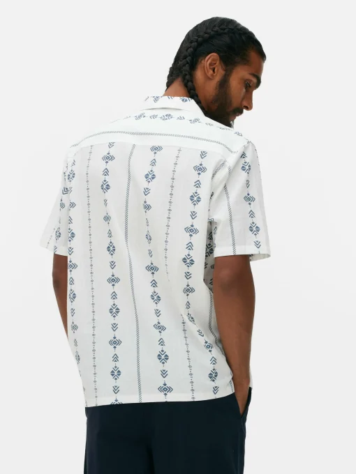 Camisa De Manga Corta Arrugada Con Diseño Geométrico