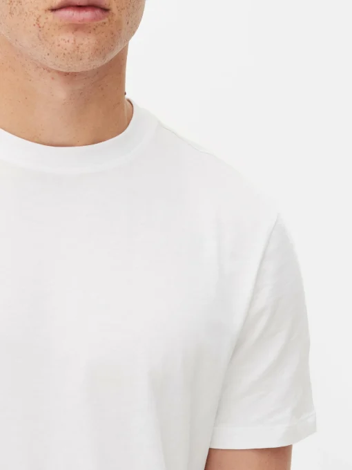 Camiseta De Cuello Redondo Y Corte Recto