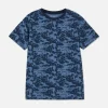 Camiseta De Manga Corta Con Estampado Gráfico