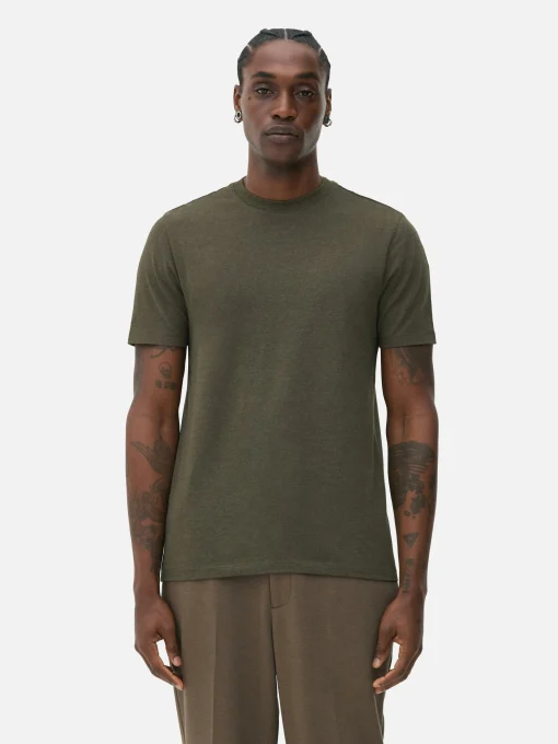 Camiseta De Manga Corta Y Corte Entallado