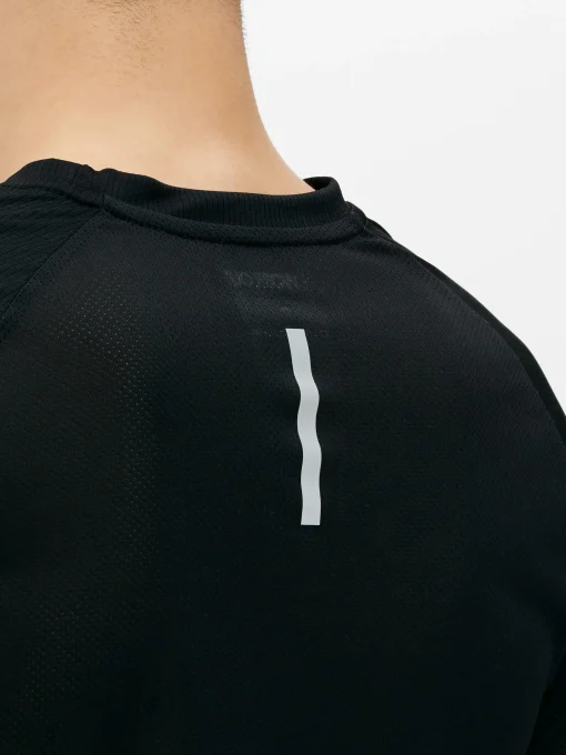 Camiseta Deportiva Con Cuello Redondo