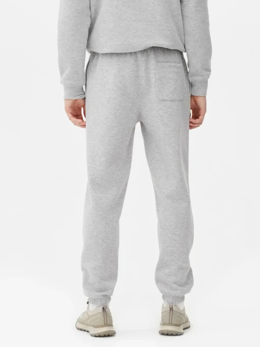 Joggers Con Bajos Ajustados