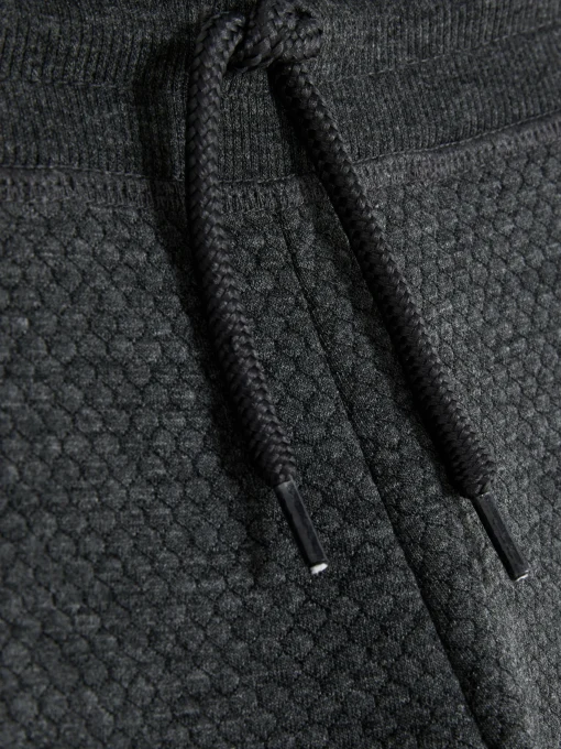 Joggers Con Textura Y Diseño Geométrico