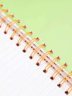 Libreta A4 De Daisy