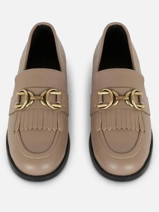 Mocasines Con Flecos Y Hebilla