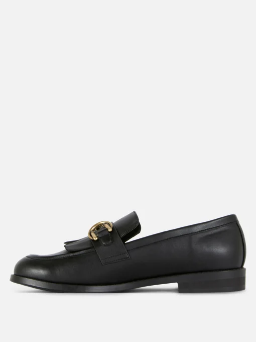 Mocasines Con Flecos Y Hebilla