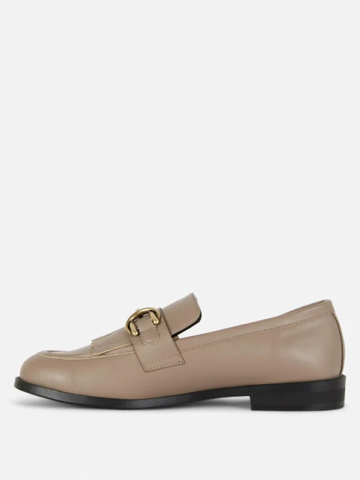Mocasines Con Flecos Y Hebilla