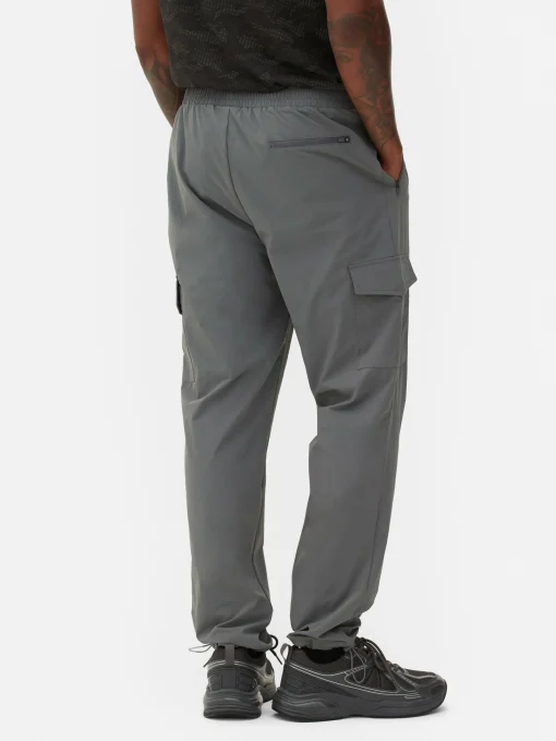 Pantalón Cargo Con Bajos Ajustables
