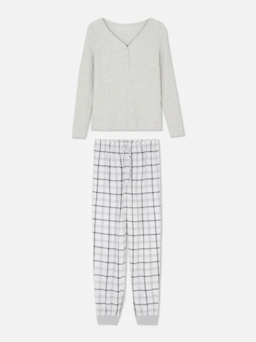 Pijama De Manga Larga Con Pantalones A Cuadros