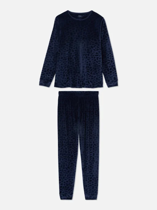 Pijama De Tela Coralina