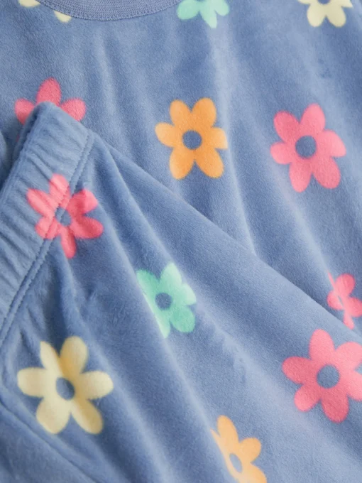 Pijama De Velvetón Con Estampado Gráfico