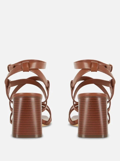 Sandalias De Tacón Grueso Con Tira Cruzada