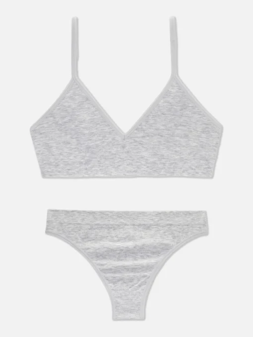 Set De Braguitas Y Bralette Triangular Sin Costuras