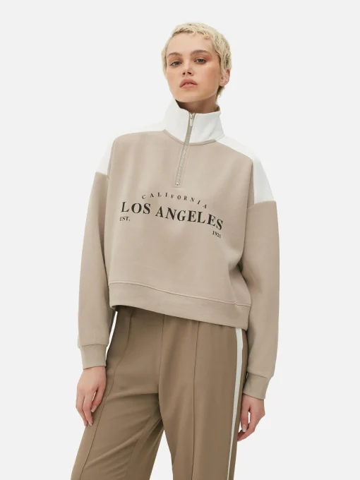 Sudadera De Cuello Chimenea Con Estampado Gráfico