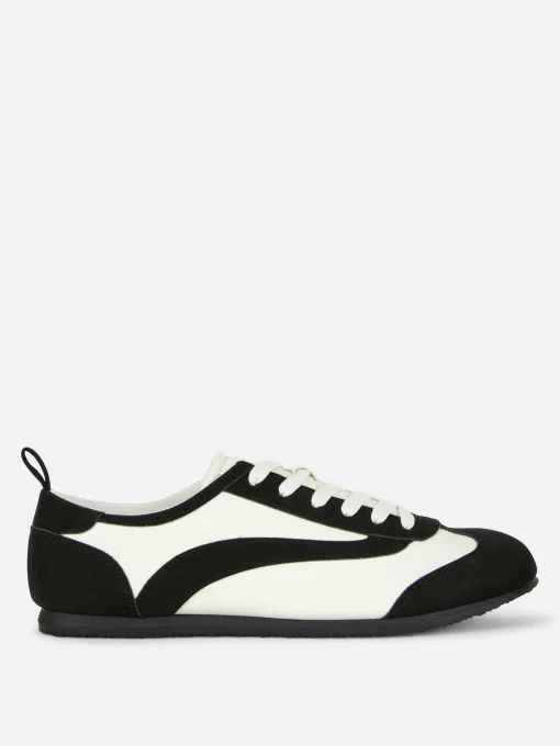 Tenis De Caña Baja Con Cordones