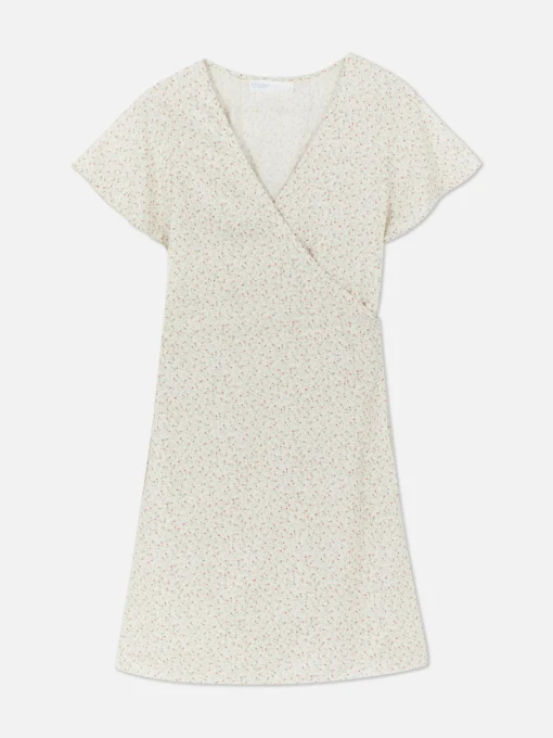 Vestido Corto Cruzado Con Mangas Casquillo